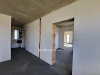 Eladó téglalakás, Szántódon 89.9 M Ft, 3 szobás