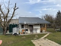 Eladó nyaraló, Tatabányán 16.5 M Ft, 1 szobás
