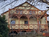 Eladó családi ház, Pécsett 250 M Ft, 5 szobás