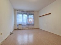 Eladó panellakás, Pécsett 32.9 M Ft, 1+1 szobás