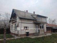 Eladó családi ház, Kunszentmártonban 21.99 M Ft, 3 szobás