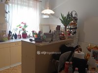 Eladó téglalakás, Vecsésen 75 M Ft, 3+1 szobás