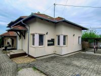 Eladó téglalakás, Százhalombattán 82 M Ft, 2+2 szobás