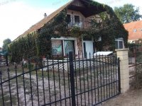 Eladó családi ház, Táborfalván 99 M Ft, 6 szobás