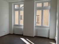 Eladó téglalakás, Debrecenben, Piac utcában 105 M Ft, 2 szobás
