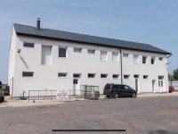 Kiadó ipari ingatlan, Szegeden 1000 E Ft / hó