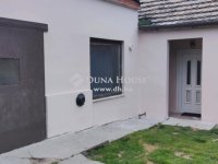 Eladó családi ház, Kiskunlacházán 36 M Ft, 2 szobás
