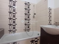 Kiadó téglalakás, albérlet, Pécsett 150 E Ft / hó, 2 szobás