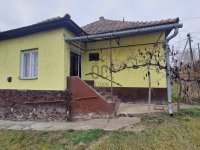 Eladó családi ház, Ecsegen 11.5 M Ft, 2 szobás