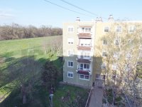 Eladó panellakás, Szegeden 50.5 M Ft, 4 szobás