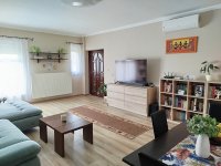Eladó családi ház, Petrikeresztúron 68 M Ft, 4 szobás