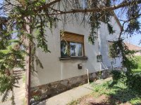 Eladó nyaraló, Velencén 42 M Ft, 8 szobás / költözzbe.hu