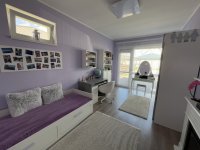 Eladó családi ház, Szigetszentmiklóson 119.9 M Ft, 5 szobás