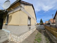 Eladó családi ház, Győrött 49.5 M Ft, 2 szobás