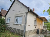 Eladó családi ház, Jászberényben 44.2 M Ft, 2+1 szobás