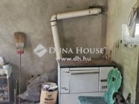 Eladó családi ház, XX. kerületben 22.5 M Ft, 2 szobás