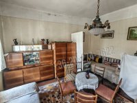 Eladó családi ház, Egerben 48.5 M Ft, 3 szobás