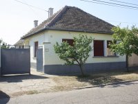 Eladó családi ház, Baján, Pásztor utcában 32.8 M Ft