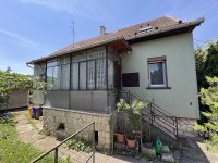 Eladó családi ház, Budakalászon 125 M Ft, 5 szobás