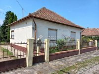 Eladó családi ház, Bánrévén 16.6 M Ft, 4 szobás
