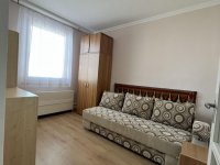Kiadó panellakás, albérlet, Debrecenben 200 E Ft / hó, 3 szobás