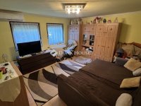 Eladó családi ház, Ercsiben 30.9 M Ft, 2 szobás