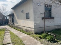 Eladó családi ház, Komáromban 45 M Ft, 3 szobás