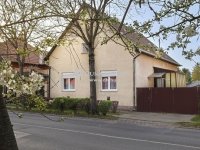 Eladó családi ház, XVI. kerületben 90 M Ft, 3 szobás