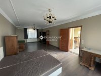 Eladó családi ház, Budakeszin 220 M Ft, 7 szobás