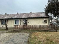 Eladó családi ház, Vecsésen 33 M Ft, 1 szobás