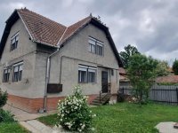 Eladó családi ház, Szegeden 109.99 M Ft, 4+1 szobás