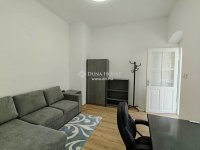 Kiadó téglalakás, albérlet, Pécsett 500 E Ft / hó, 6 szobás