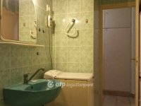 Kiadó téglalakás, albérlet, Egerben 130 E Ft / hó, 2 szobás