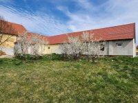 Eladó családi ház, Héderváron 32.9 M Ft, 6 szobás