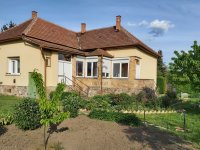 Eladó családi ház, Jászapátiban 27.9 M Ft, 3 szobás