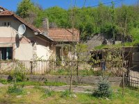 Eladó családi ház, Ózdon 5.8 M Ft, 2 szobás