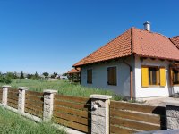 Eladó családi ház, Tótszentmártonon 130 M Ft, 3 szobás