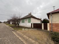 Eladó családi ház, Kisvárdán 30 M Ft, 2 szobás