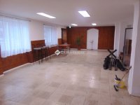 Eladó üzlethelyiség, Szentlőrincen 20 M Ft