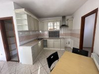 Eladó családi ház, Gönyűn 69.9 M Ft, 4 szobás