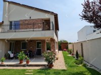 Eladó családi ház, Szegeden 295.99 M Ft, 7 szobás