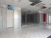Kiadó üzlethelyiség, Gyöngyösön 350 E Ft / hó
