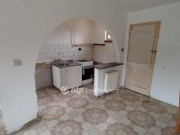 Eladó családi ház, Pécsett 19.9 M Ft, 2 szobás