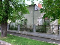 Eladó családi ház, Keszthelyen 128 M Ft, 6 szobás