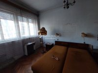 Eladó családi ház, Vácon 79 M Ft, 1 szobás