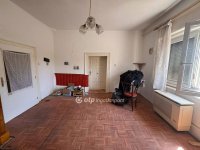 Eladó családi ház, Hosszúpályin 27.999 M Ft, 3 szobás