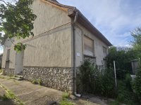 Eladó családi ház, Parasznyán 19 M Ft, 4 szobás