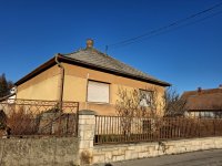 Eladó családi ház, Mecseknádasdon 39.99 M Ft, 3 szobás