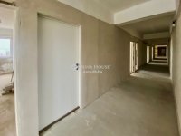 Eladó hotel, Tatabányán 425 M Ft, 1 szobás