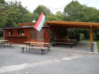 Eladó üzlethelyiség, Zichyújfaluban 3.99 M Ft